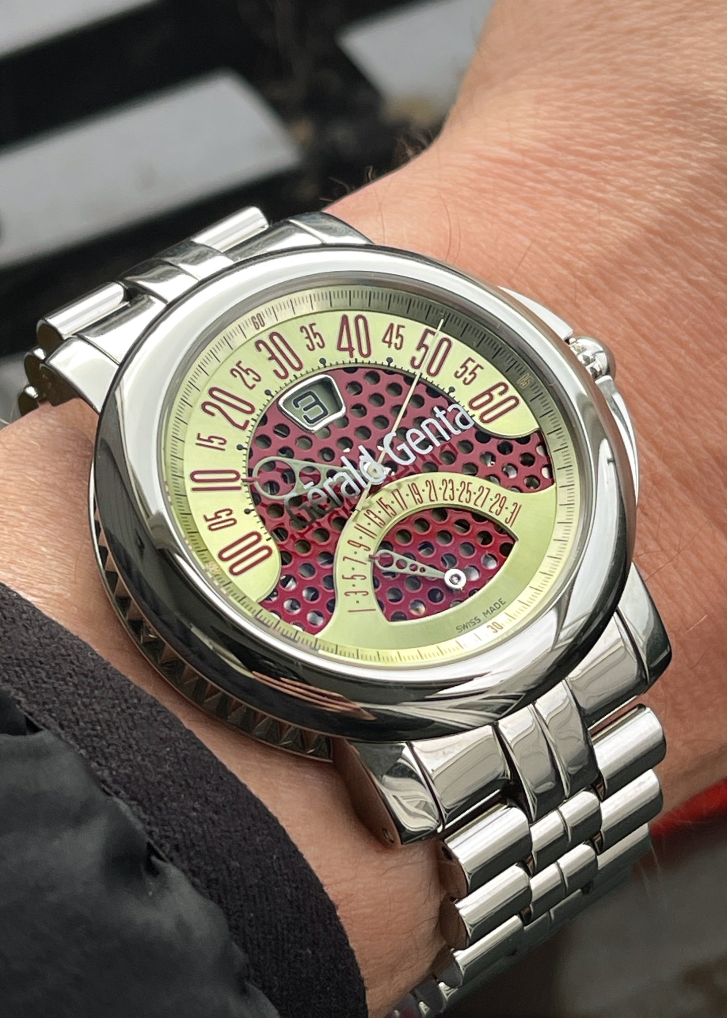 Gerald Genta Arena Bi-Retro - Serial 117043 (Pre-Owned)