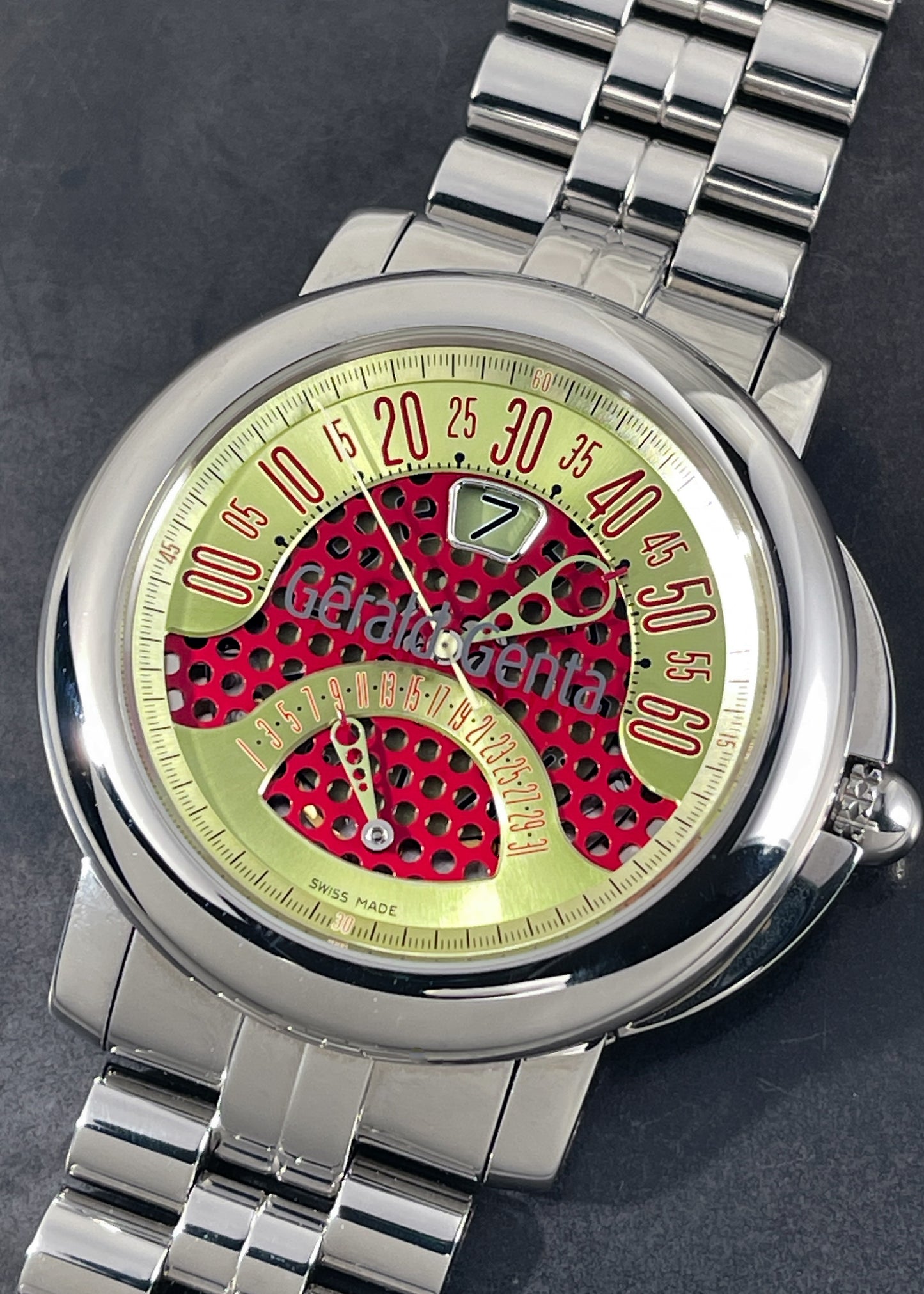 Gerald Genta Arena Bi-Retro - Serial 117043 (Pre-Owned)