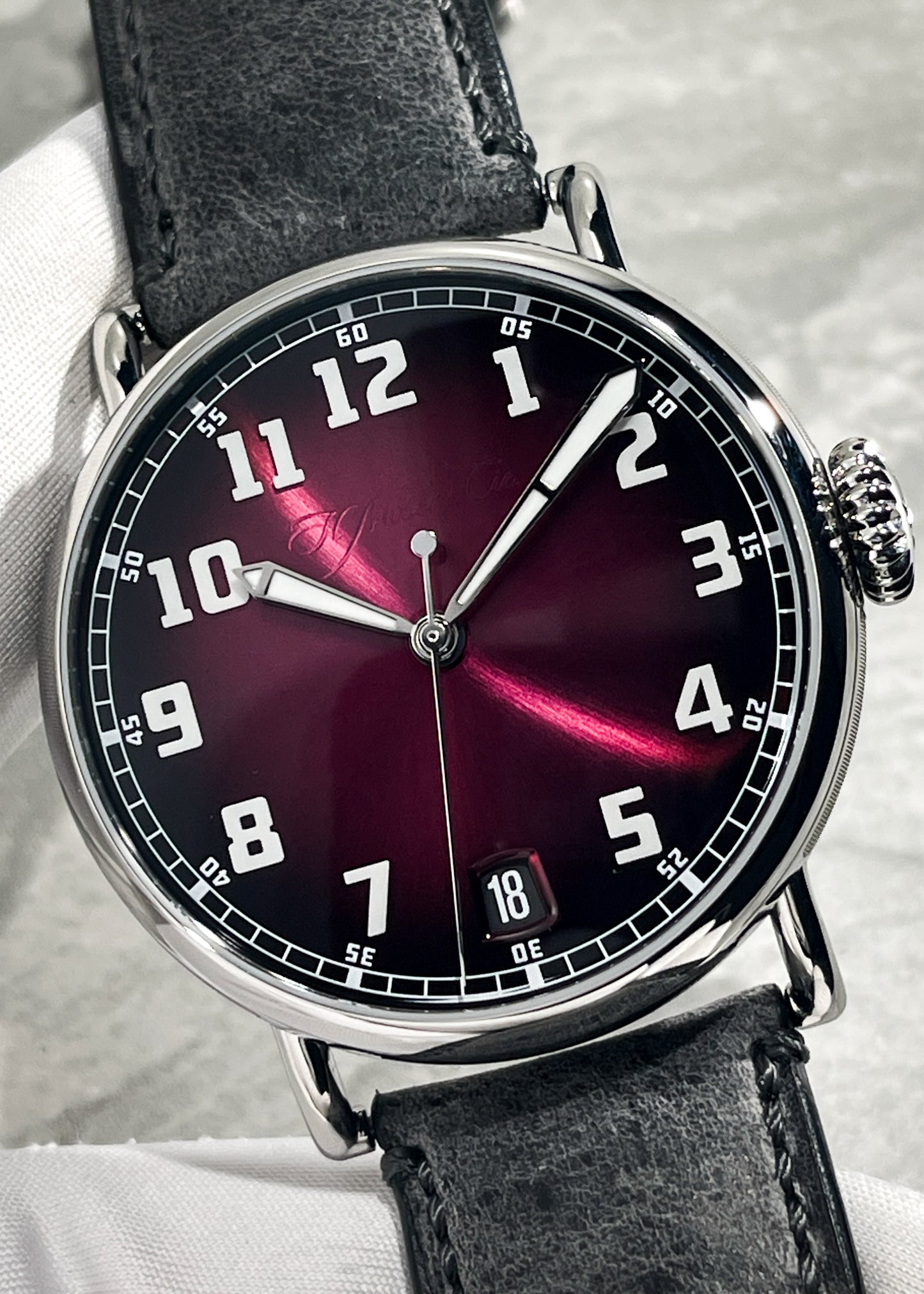 H. Moser & Cie. Heritage Dual Time Fumé Burgundy Dial - Serial 127299 (Pre-Owned)