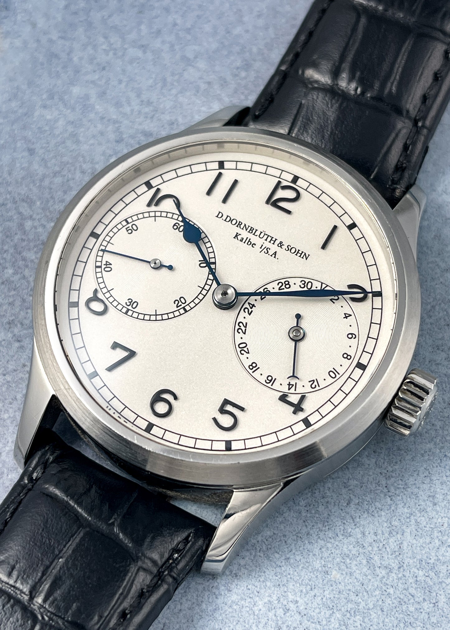 Dornblüth 99.4 Stainless Steel w/ Box and Papers (Pre-Owned)