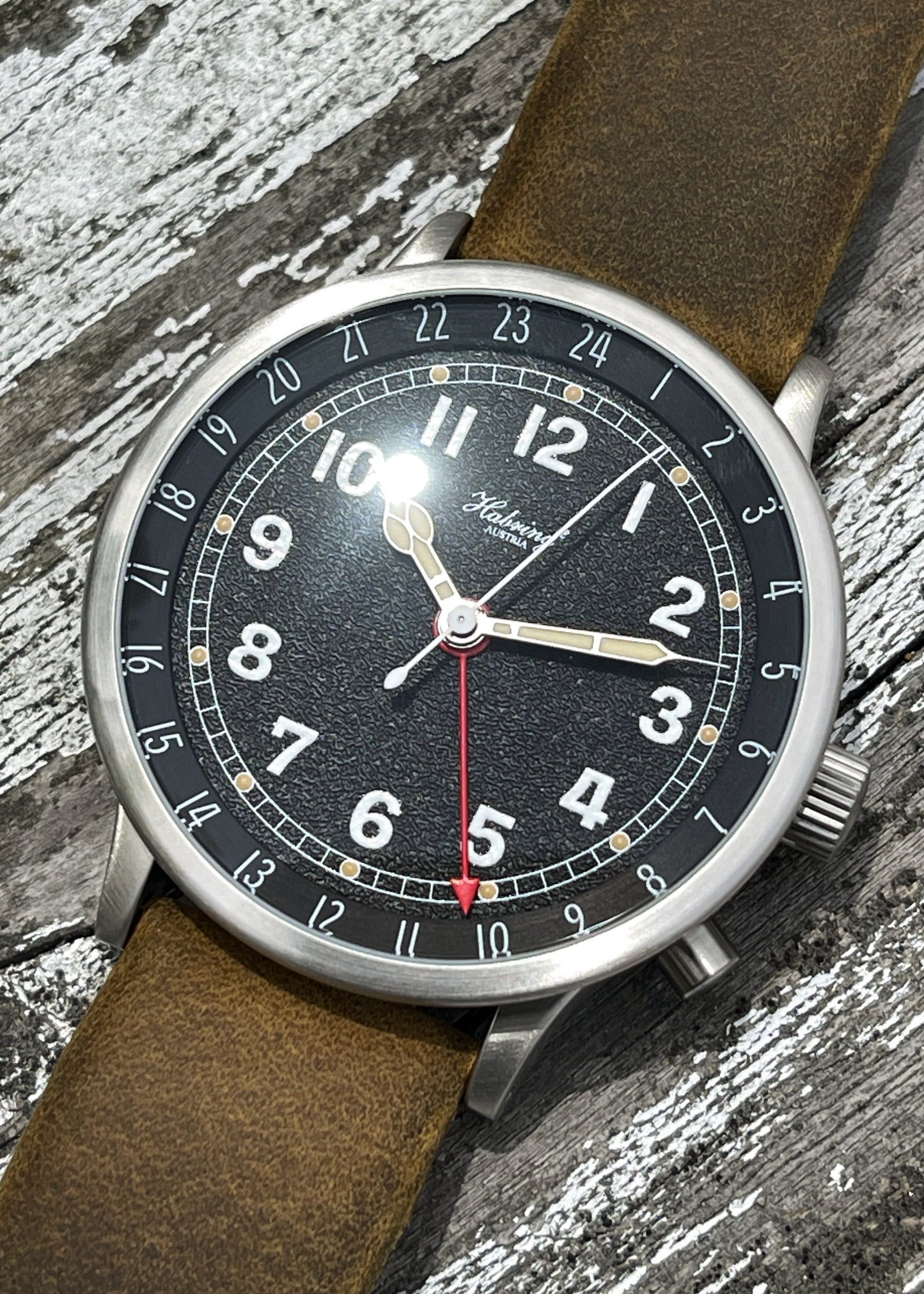 Habring² Erwin Pilot Globetrotter (Pre-Order)