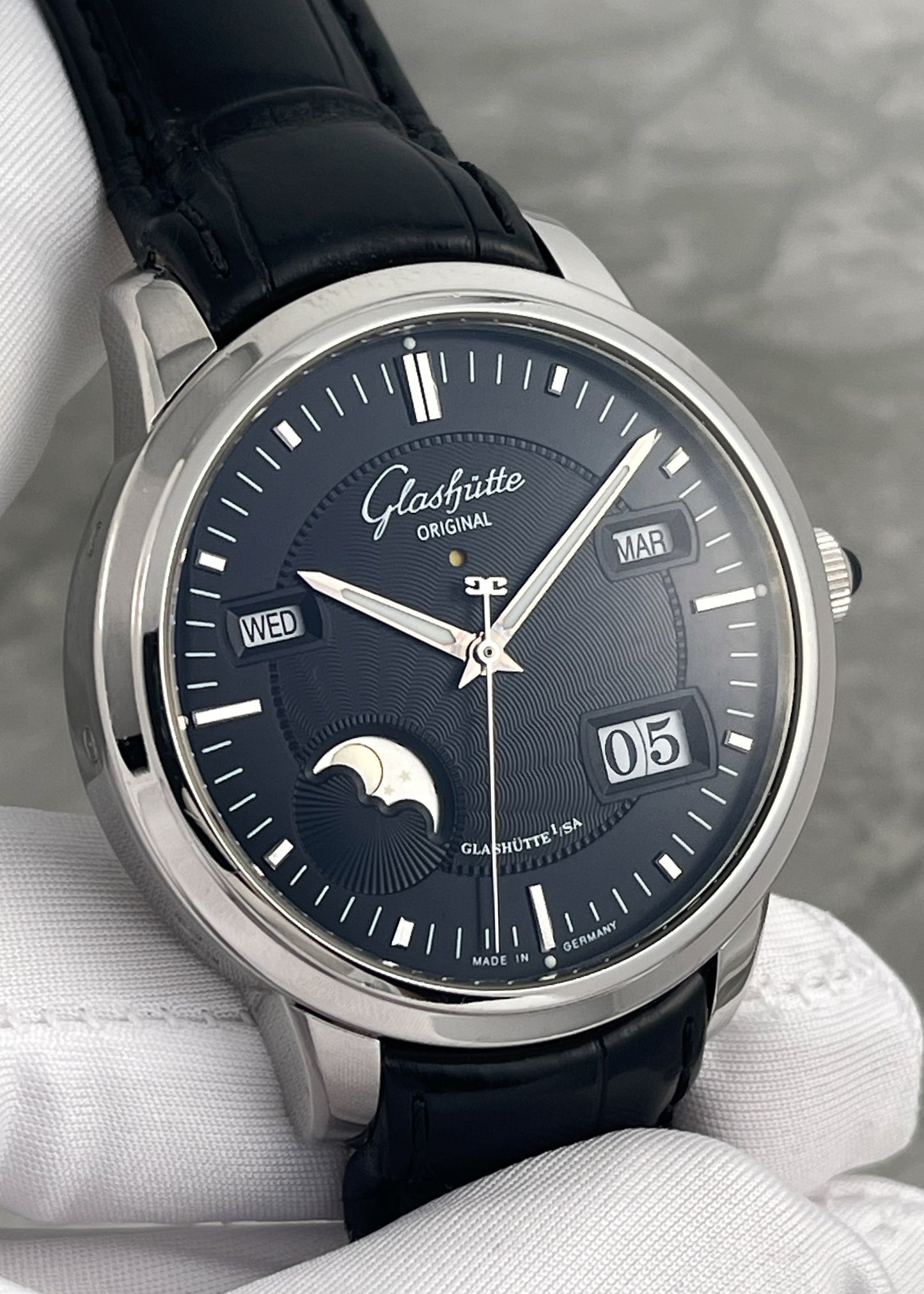 Glashütte Original Platinum Senator Perpetual Calendar - Special Edition #51/200 (Pre-Owned)