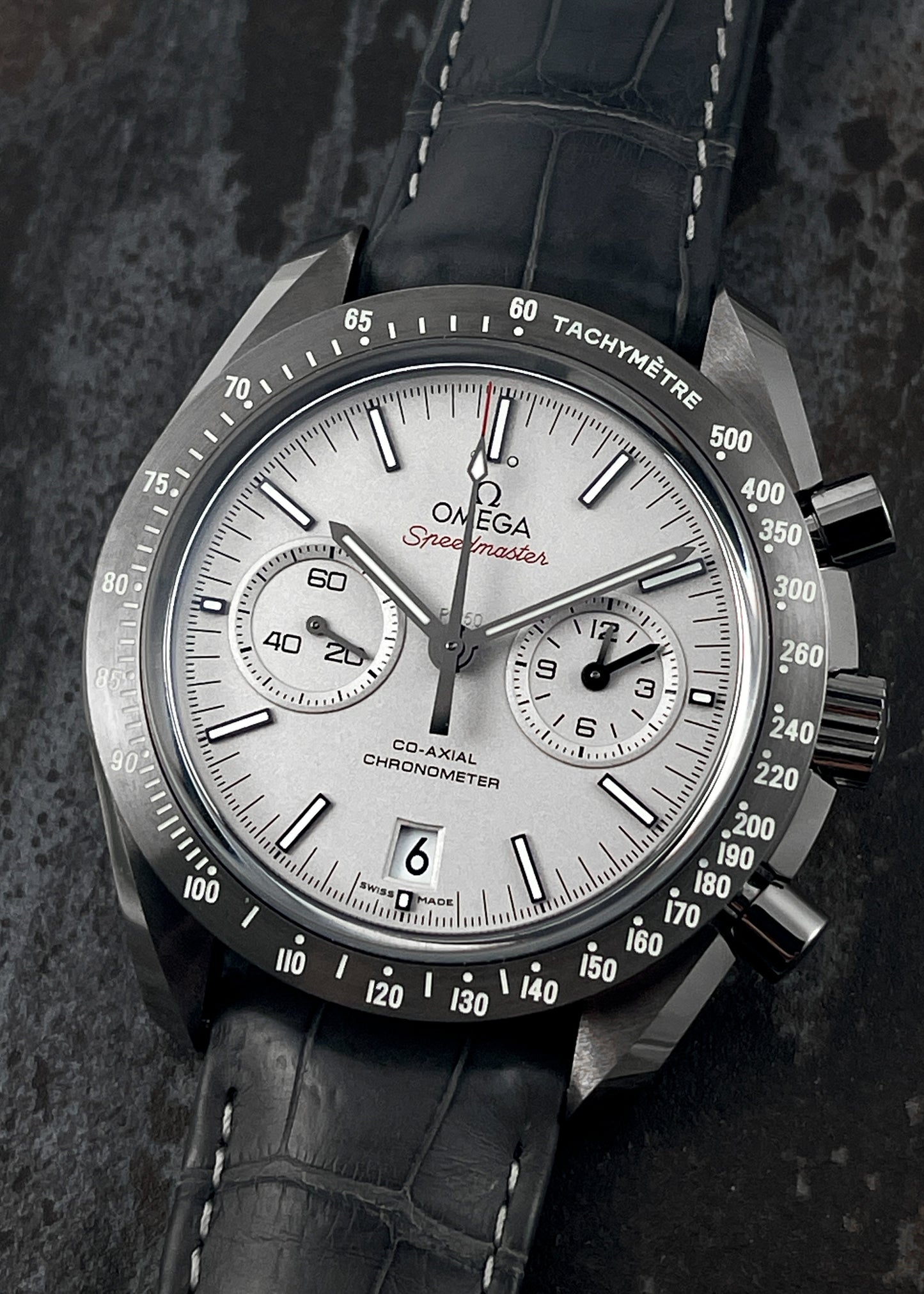 Omega Speedmaster "Grey Side of the Moon" (Pre-Owned)