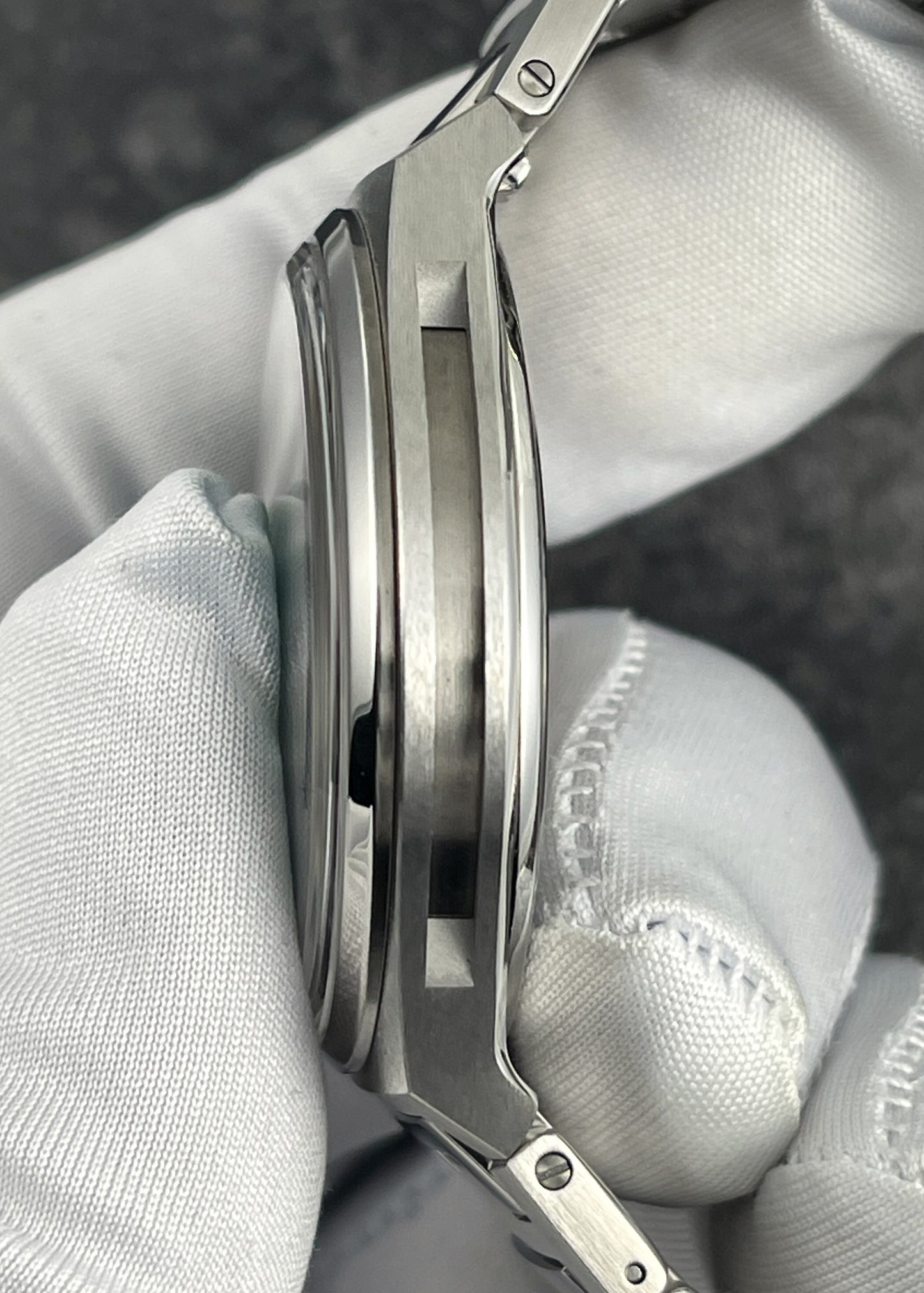 Czapek Antarctique Green Meteor 100 Piece Special Edition - Serial #16795 (Pre-Owned)