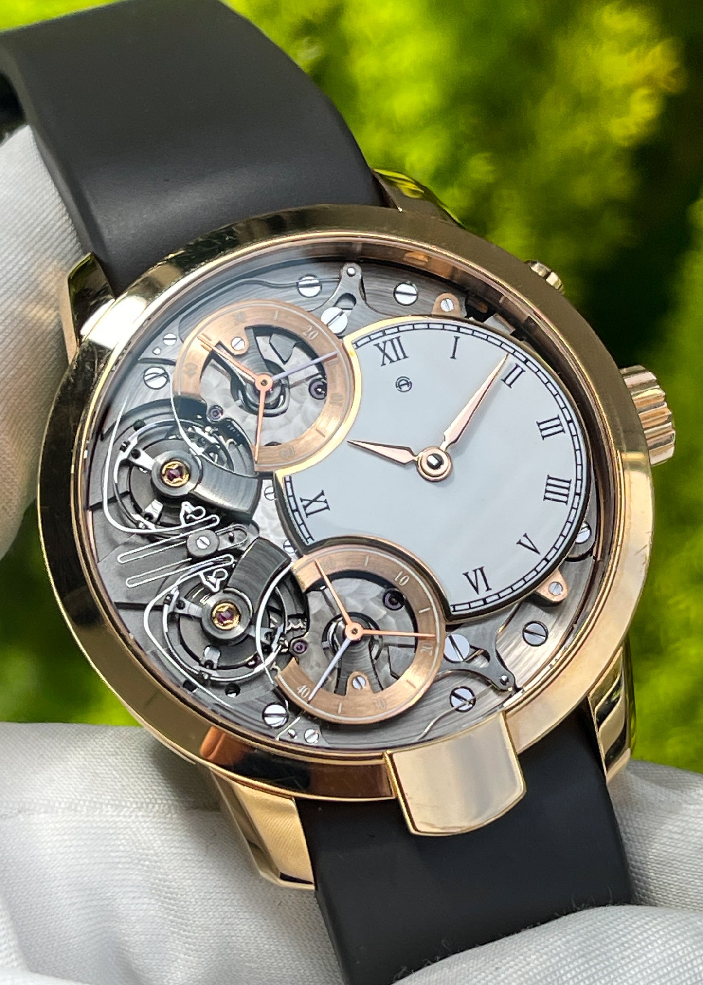 Armin Strom Mirrored Force Resonance White Enamel Dial (Pre-Owned)