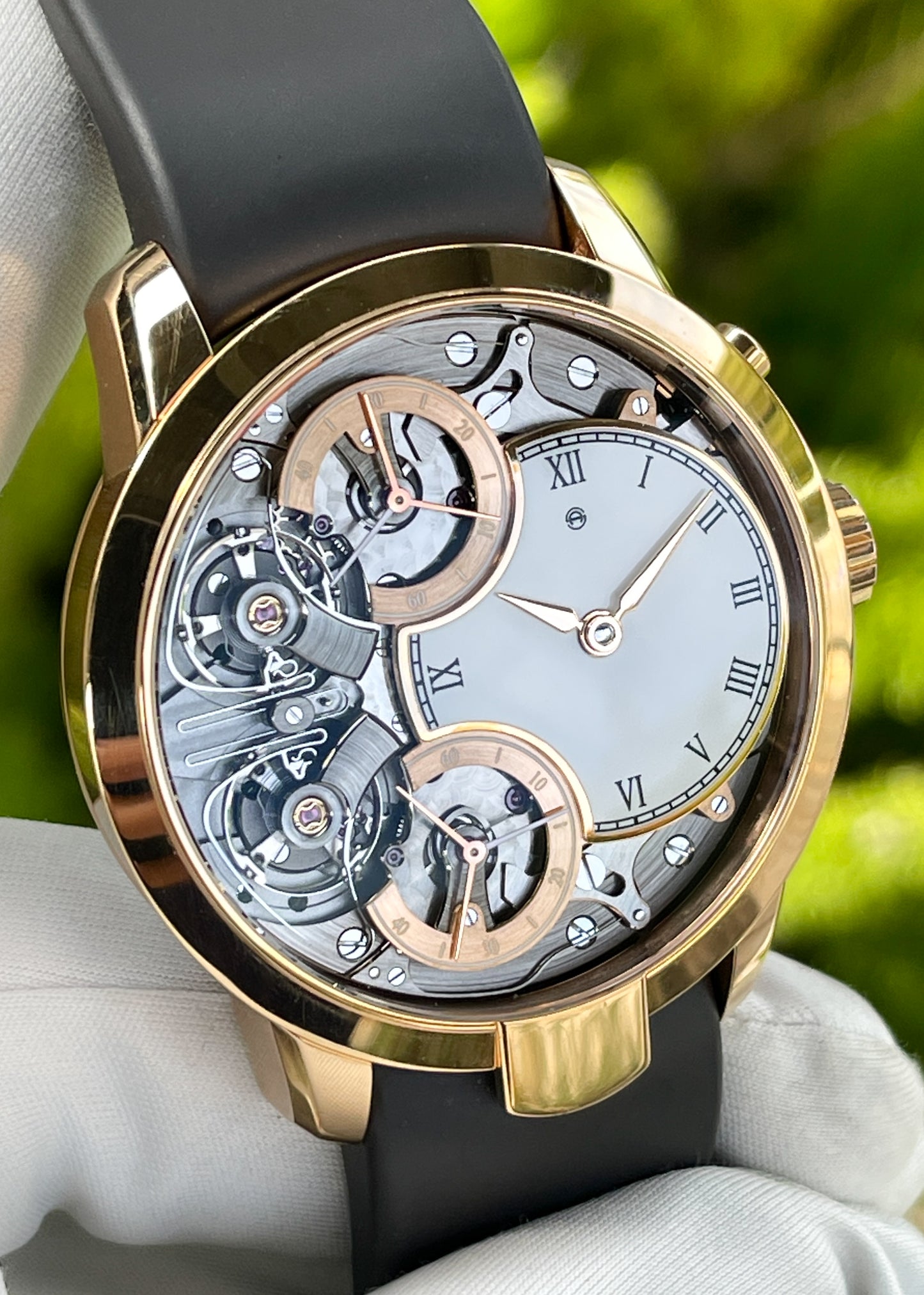 Armin Strom Mirrored Force Resonance White Enamel Dial (Pre-Owned)