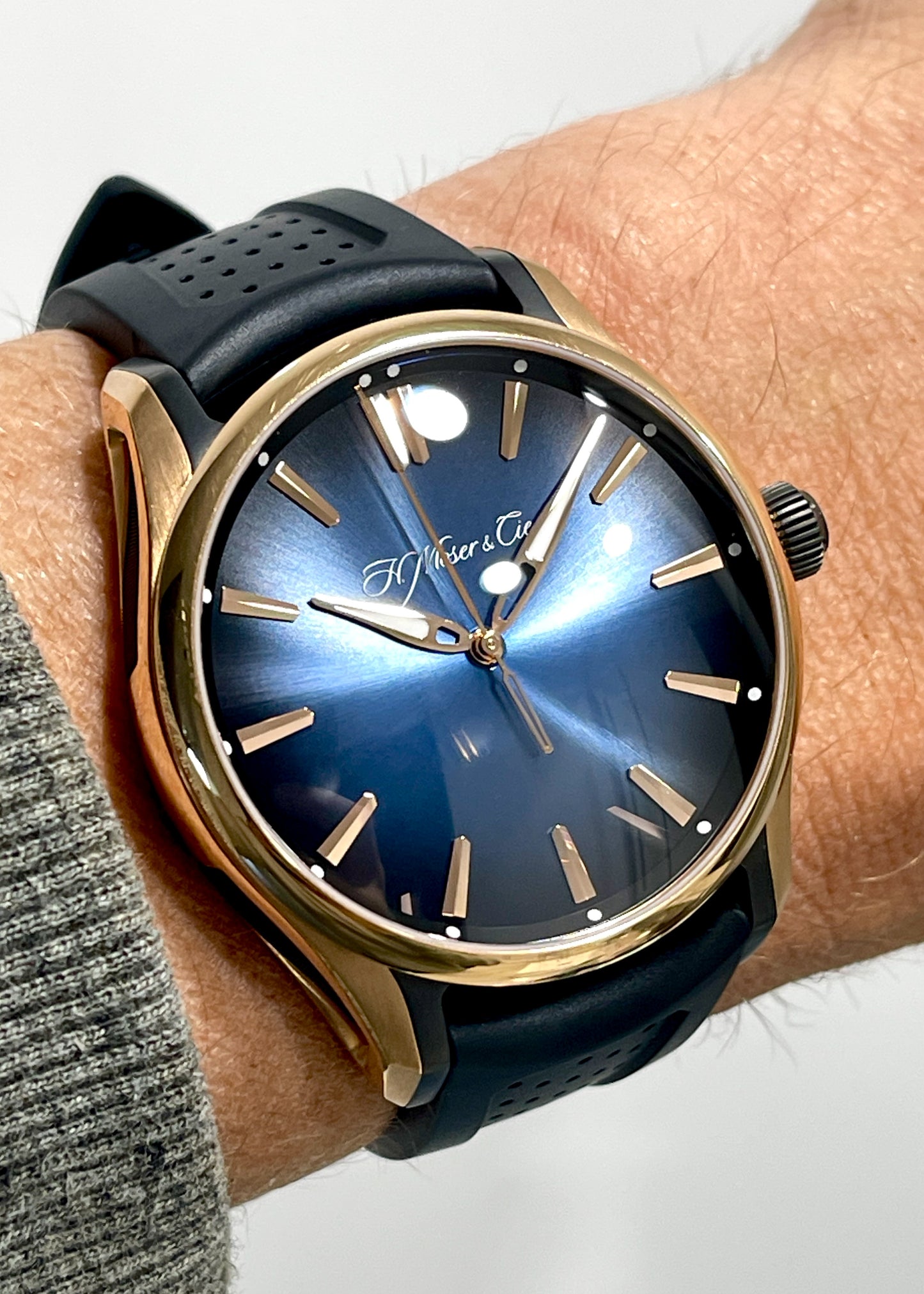 H. Moser & Cie. Pioneer Centre Seconds No 111668 (Pre-Owned)