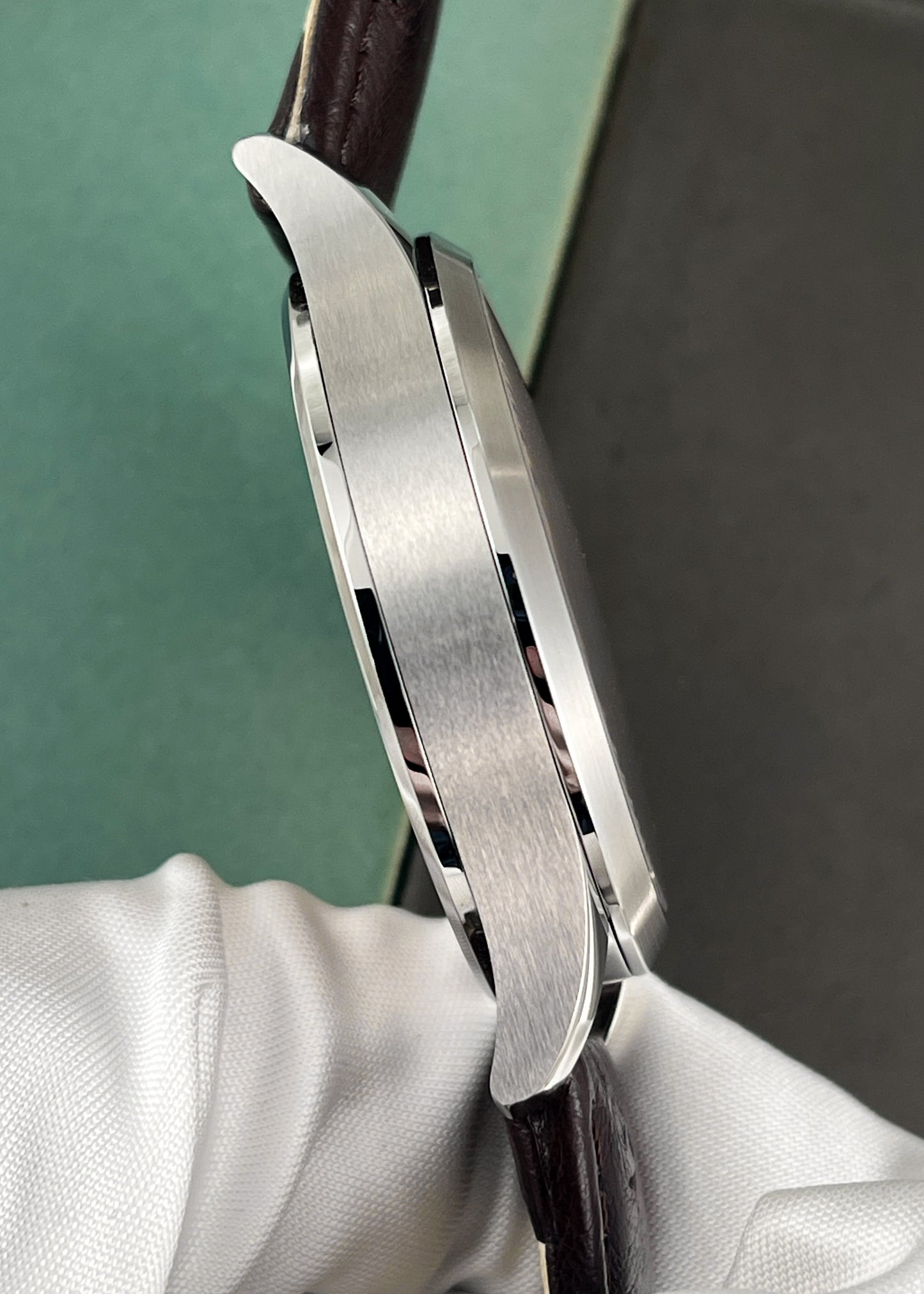 Dornblüth & Sohn Quintus 40.0 Klassik Salmon Engraved Dial PIECE UNIQUE - Serial #141 (Pre-Owned)