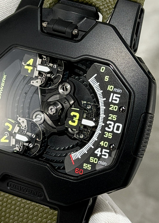 Urwerk UR-120 Space Black DLC Titanium - Serial #G22060 (Pre-Owned)