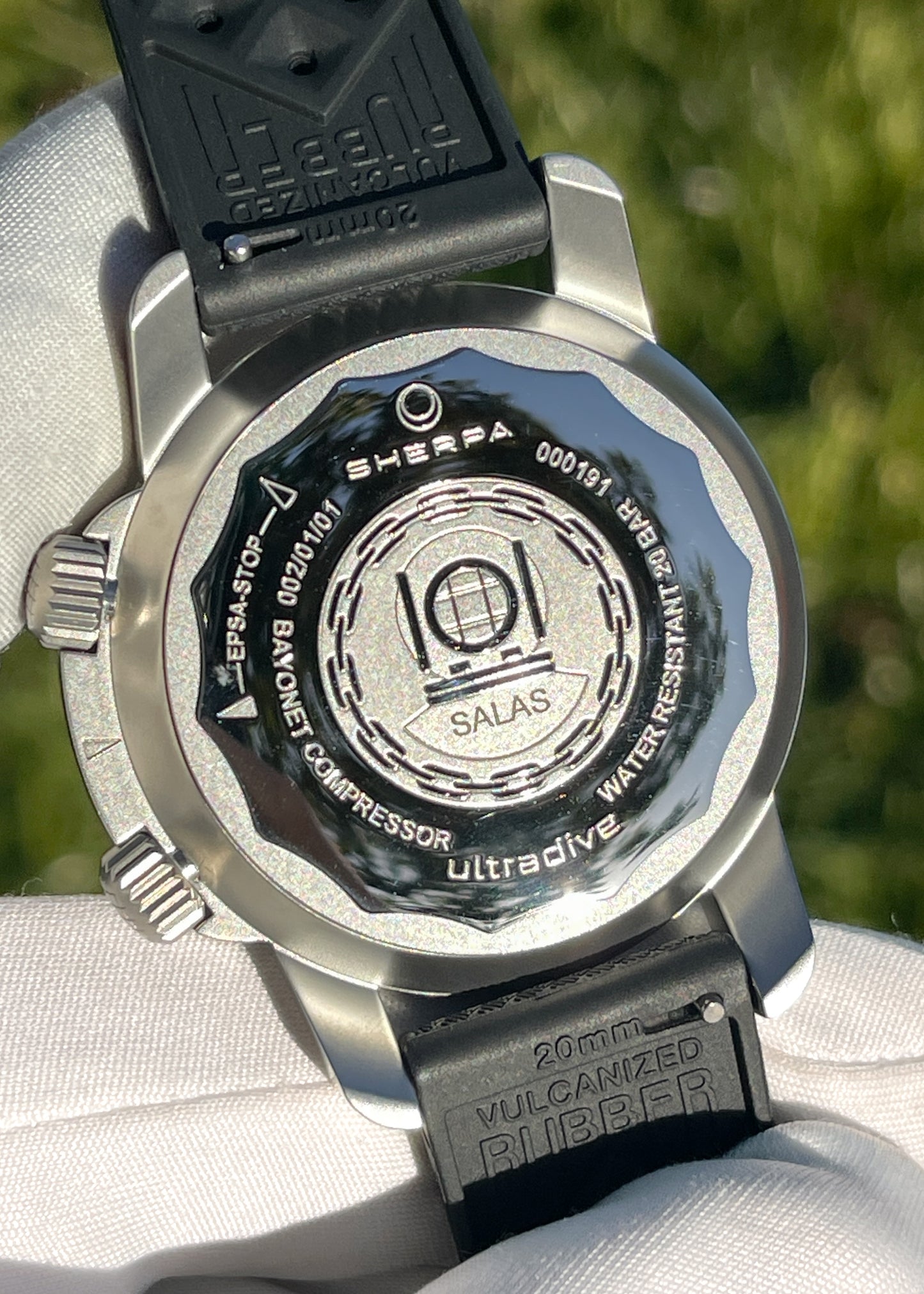 Sherpa Ultradive Satin - Reference 002/01/01 - Serial #191