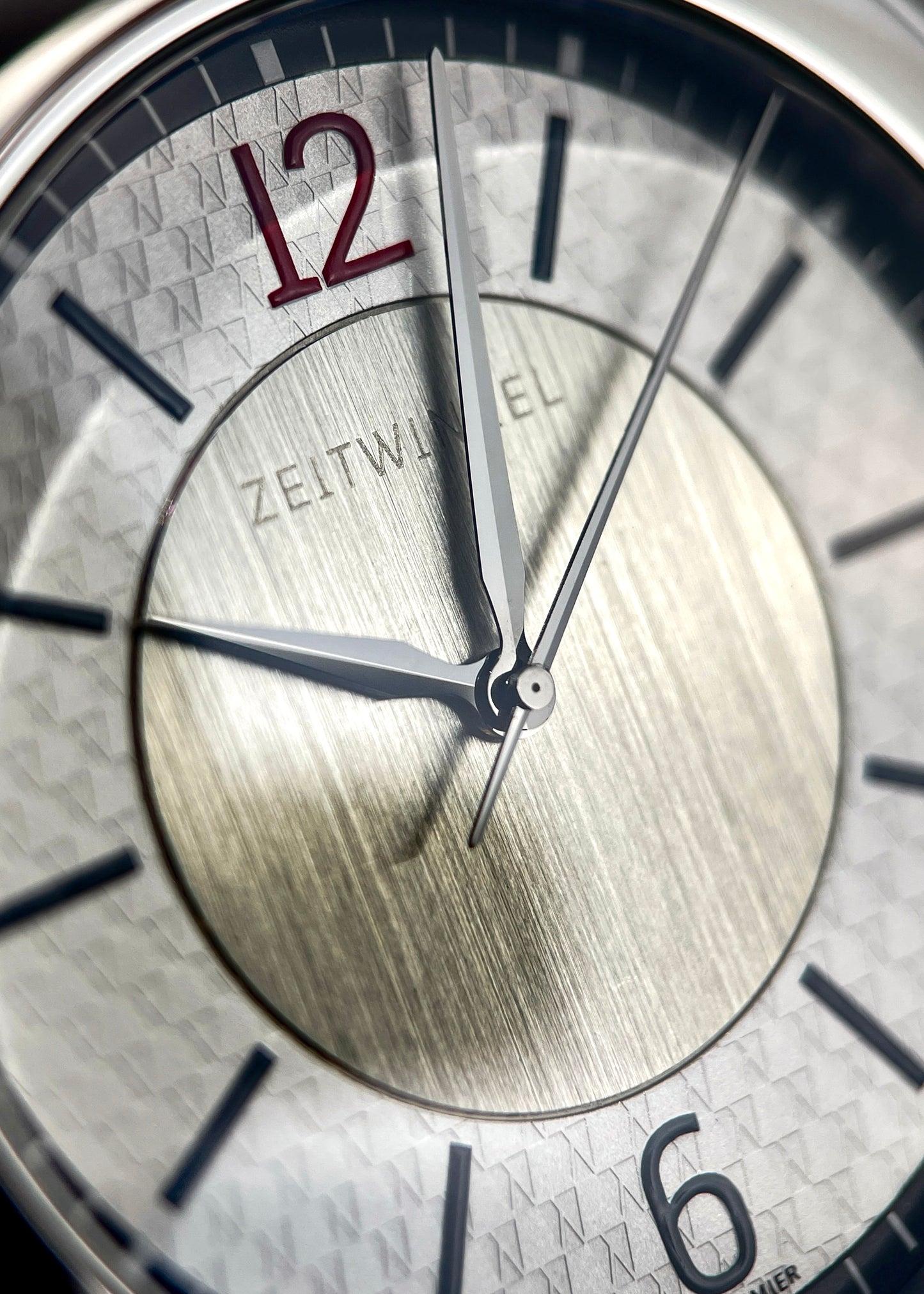 Zeitwinkel 126° - Serial 183946 (Pre-Owned)