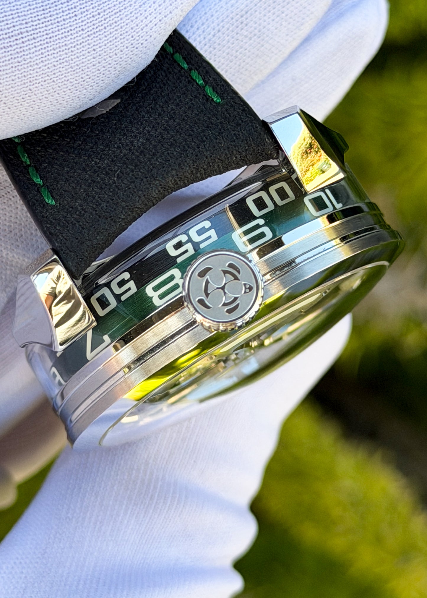 M.A.D. Editions M.A.D.1 GREEN "Lucky Clover" Stainless Steel (Pre-Owned)