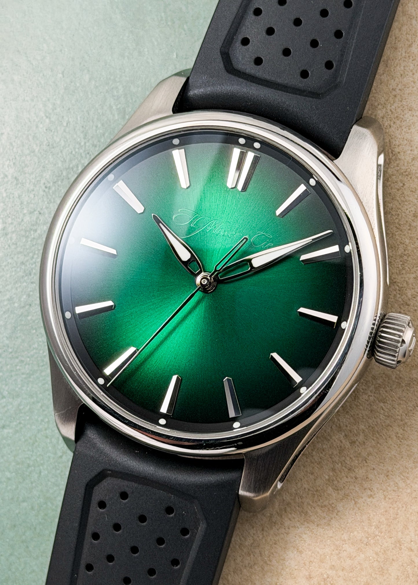 H. Moser & Cie. Pioneer Centre Seconds w/ Cosmic Green Dial - Serial #134474 (Pre-Owned)