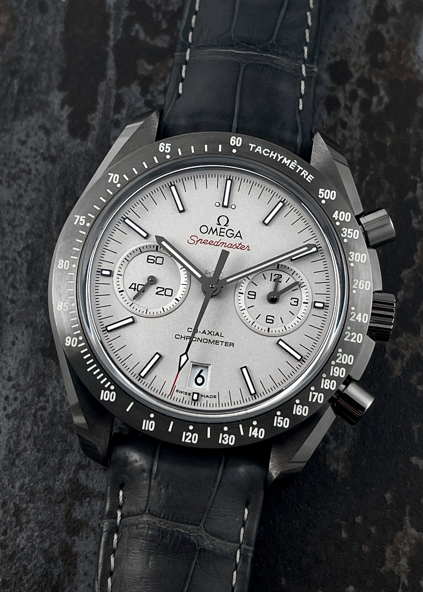 Omega Speedmaster "Grey Side of the Moon" (Pre-Owned)
