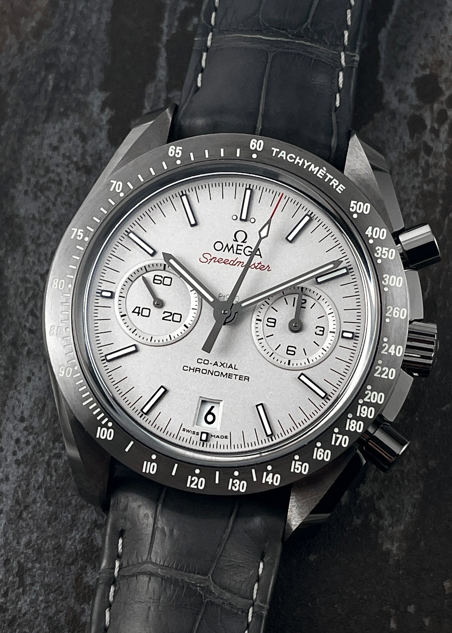 Omega Speedmaster "Grey Side of the Moon" (Pre-Owned)
