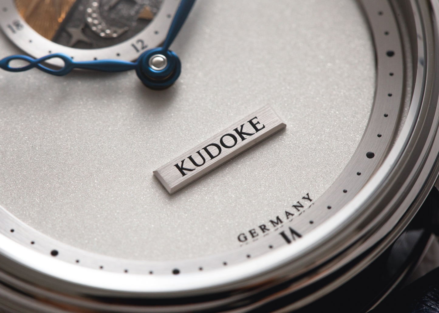 KUDOKE "Kudoke 2" Stainless Steel w/ Bright Silver Dial (Pre-Order)