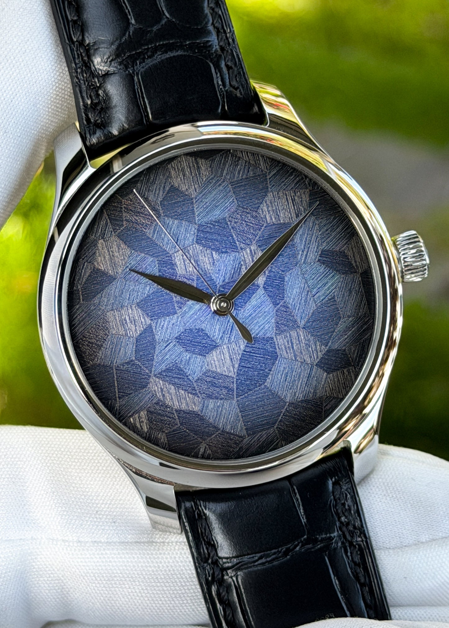 H. Moser & Cie Endeavour Centre Seconds w/ Mosaic Fumé Dial - Serial #122354 (Pre-Owned)