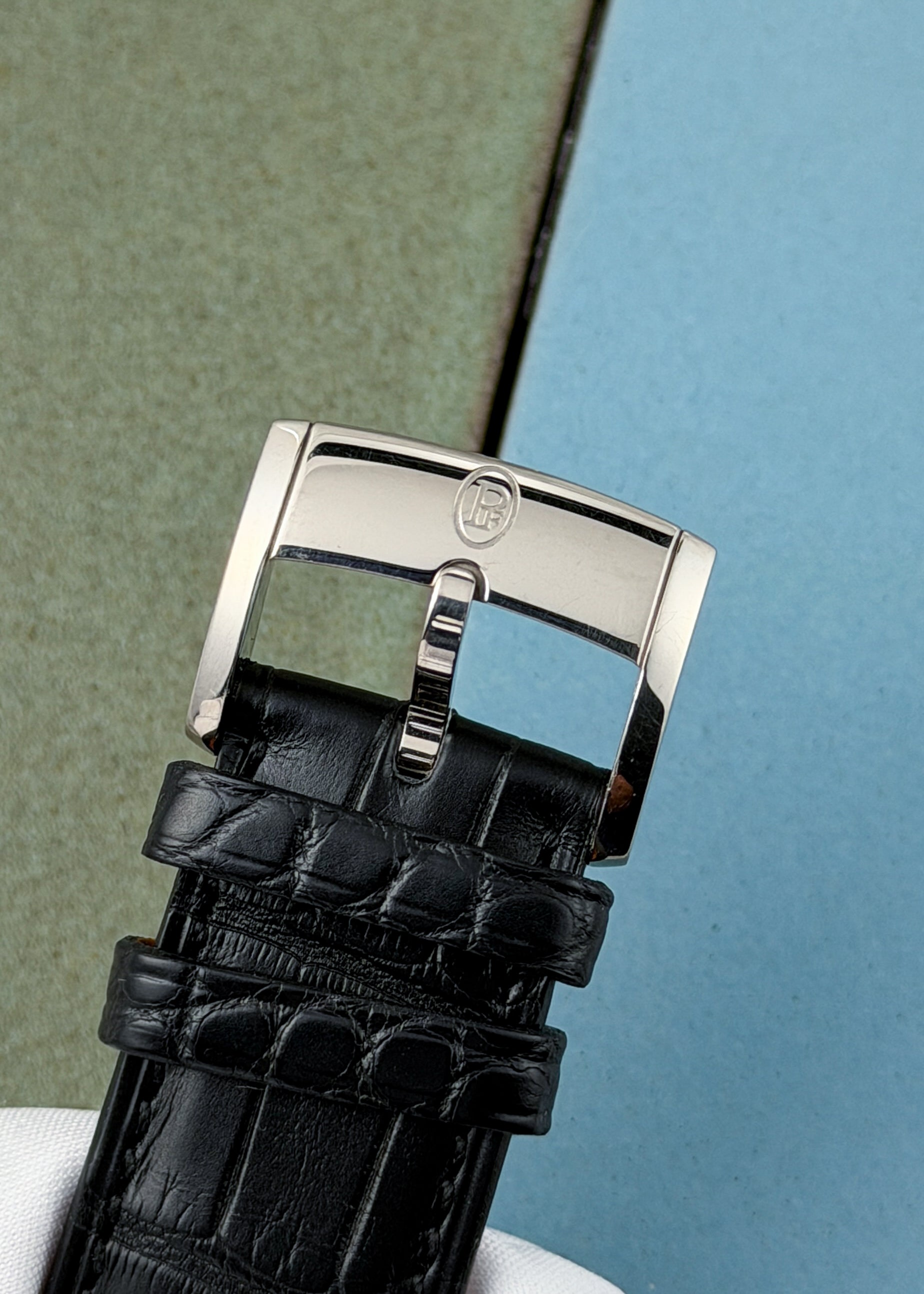 セオレム　THEOREM 14ポンド Parmigiani Fleurier 18 Karat White Gold Toric - Serial #86564 (Pre