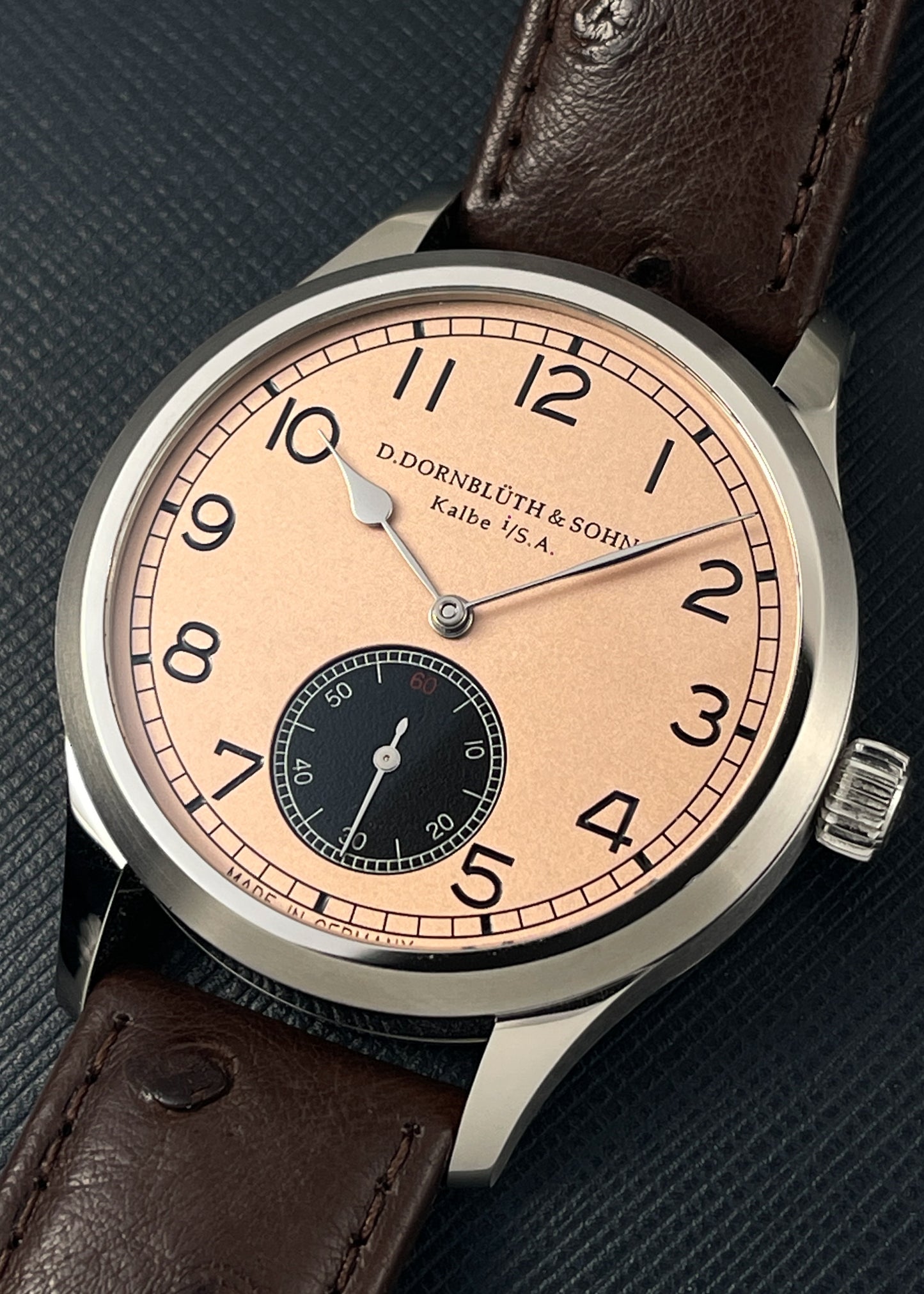 Dornblüth & Sohn Quintus 40.0 Klassik Salmon Engraved Dial PIECE UNIQUE - Serial #141 (Pre-Owned)