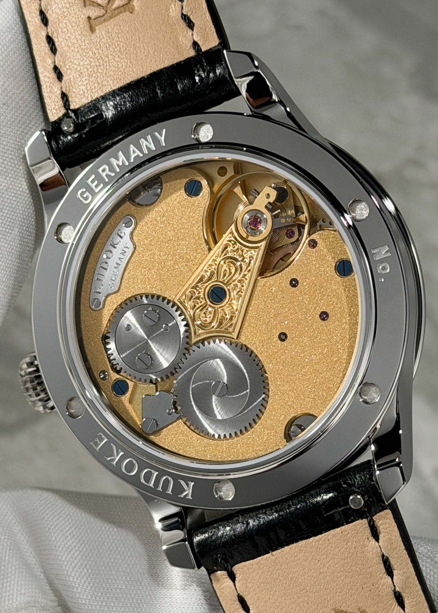 KUDOKE "Kudoke 2" Stainless Steel w/ Salmon Dial (Pre-Order)