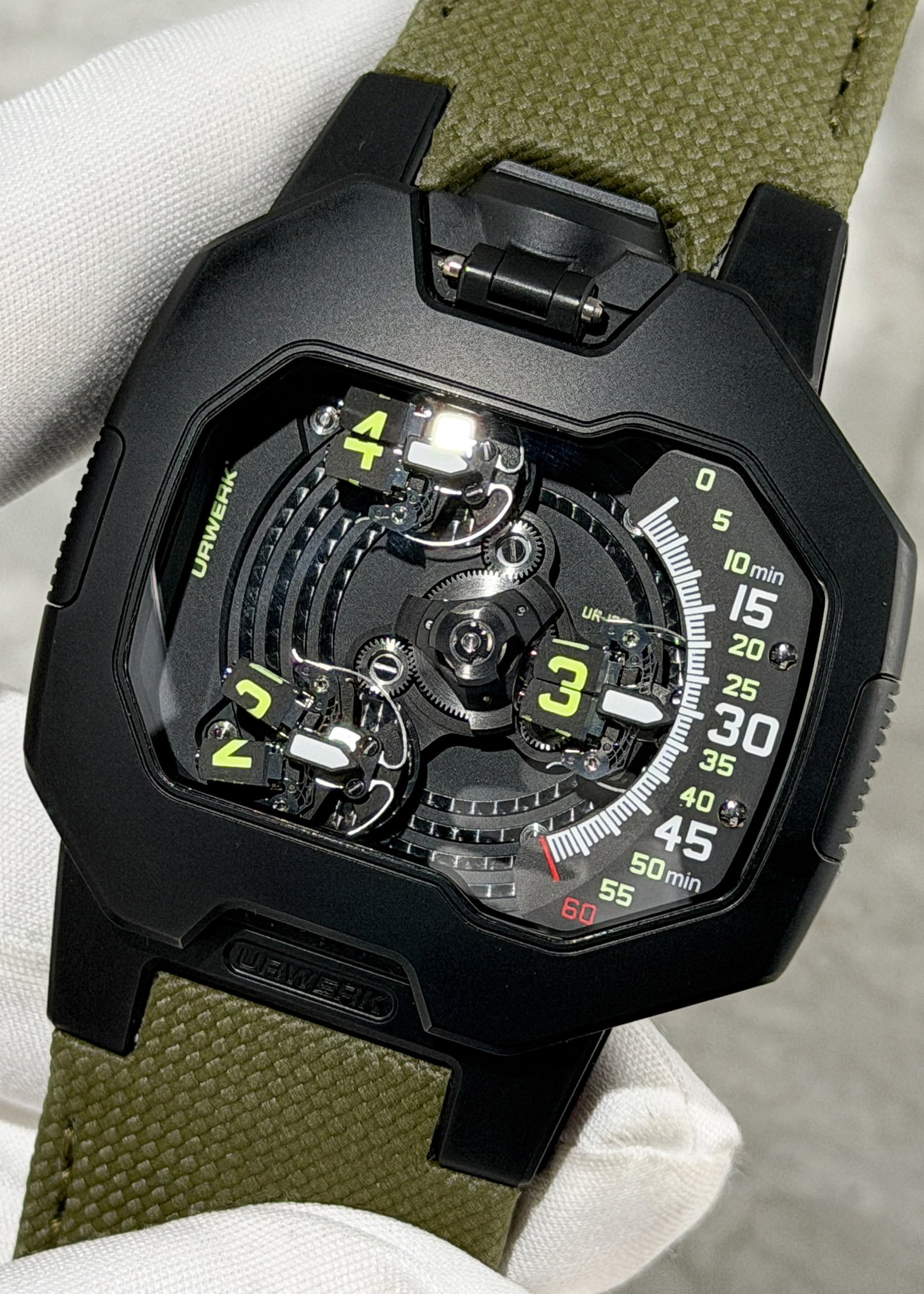 Urwerk UR-120 Space Black DLC Titanium - Serial #G22060 (Pre-Owned)