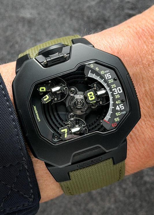 Urwerk UR-120 Space Black DLC Titanium - Serial #G22060 (Pre-Owned)