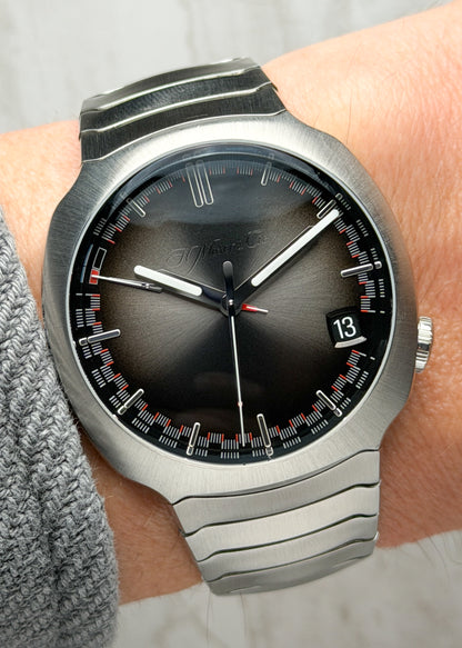 H. Moser & Cie. Streamliner Perpetual - Serial #124076 (Pre-Owned)