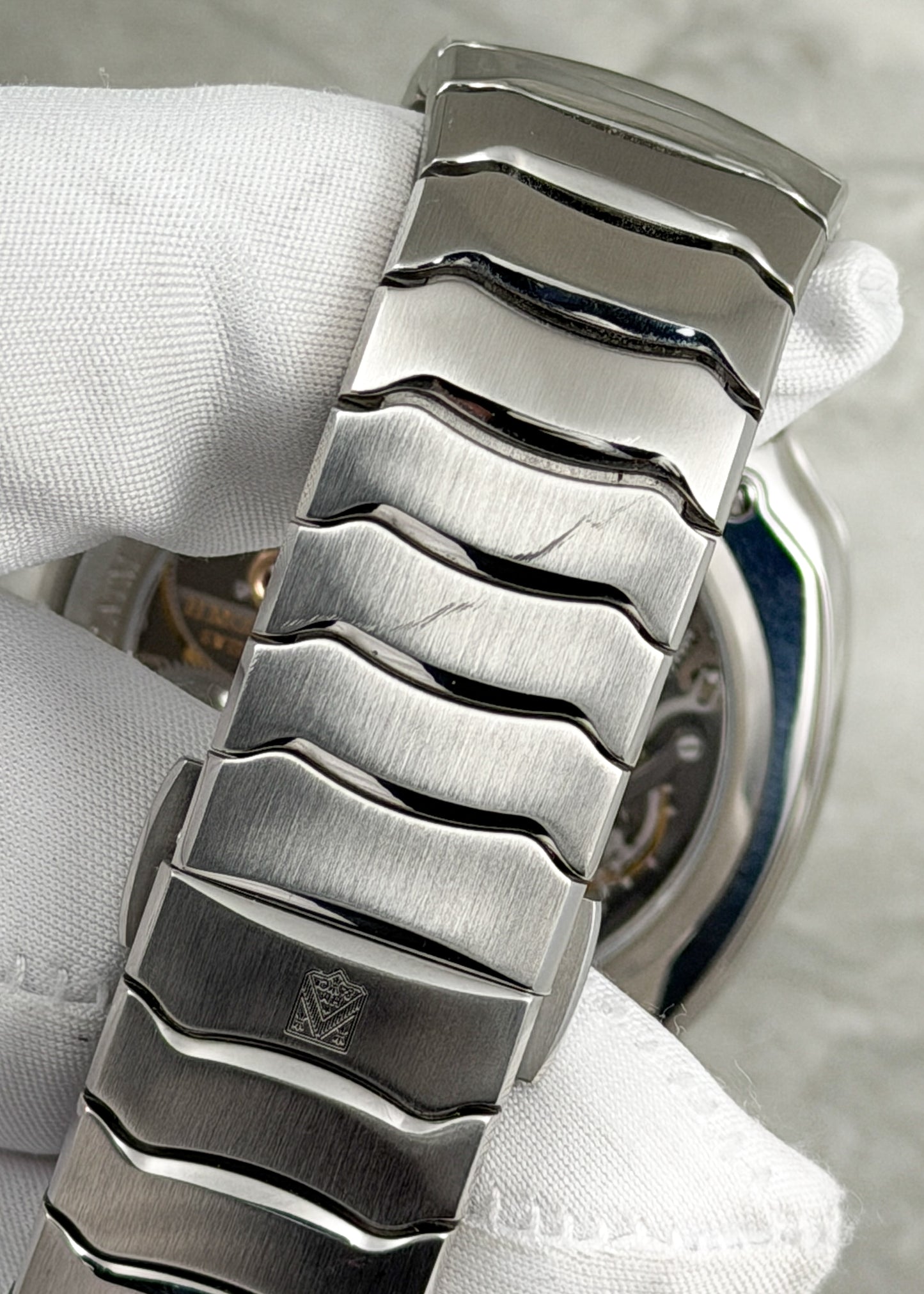 H. Moser & Cie. Streamliner Perpetual - Serial #124076 (Pre-Owned)