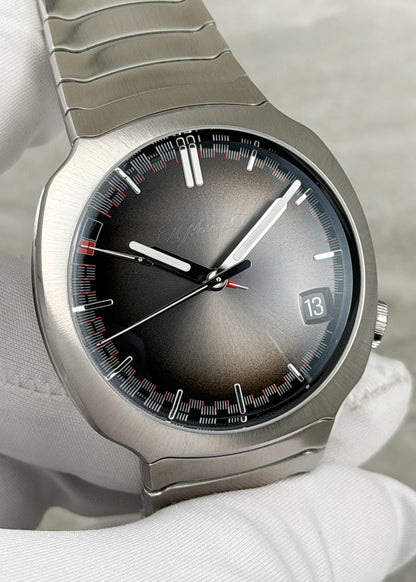 H. Moser & Cie. Streamliner Perpetual - Serial #124076 (Pre-Owned)