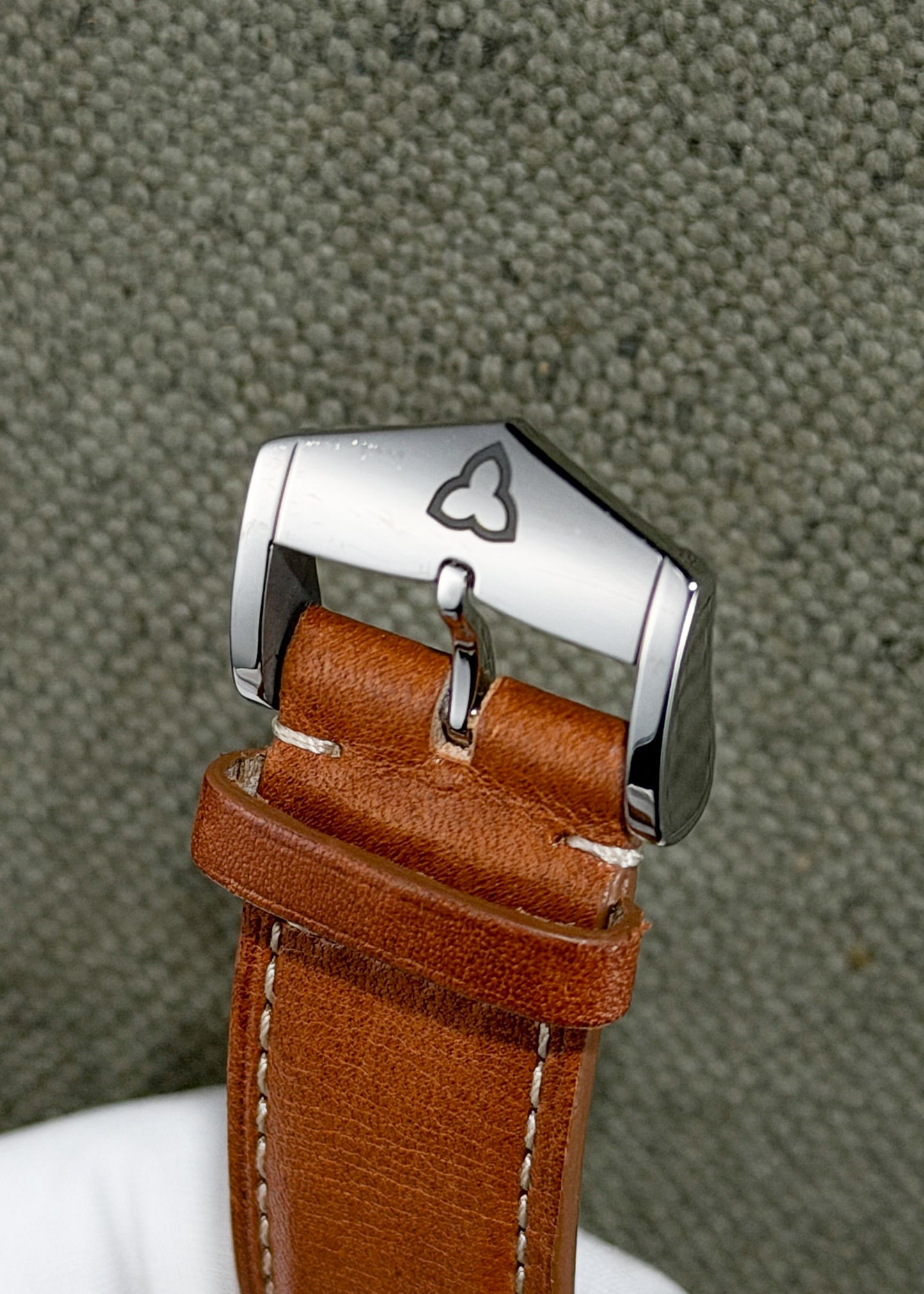 Trilobe Nuit Fantastique Stainless Steel w/ Grained Silver Dial - Serial #538522261 (Pre-Owned)