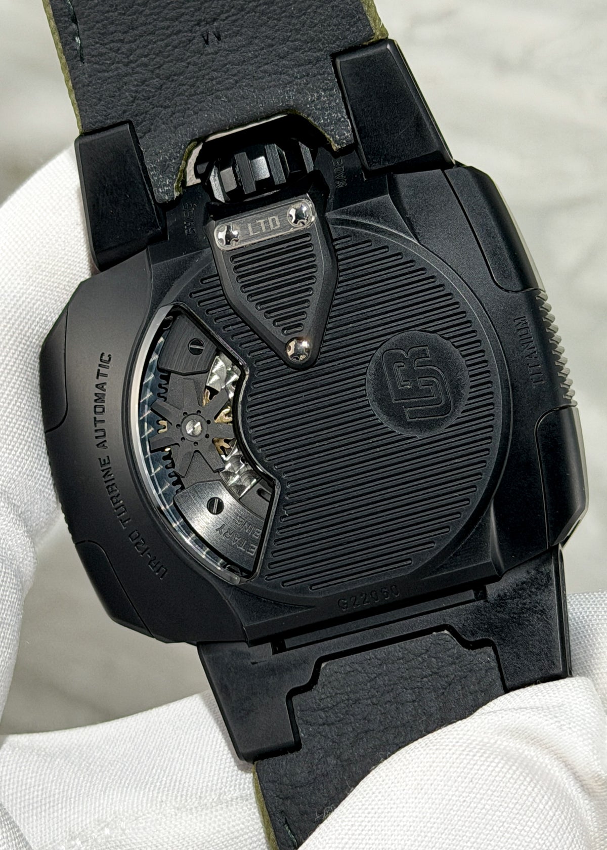 Urwerk UR-120 Space Black DLC Titanium - Serial #G22060 (Pre-Owned)