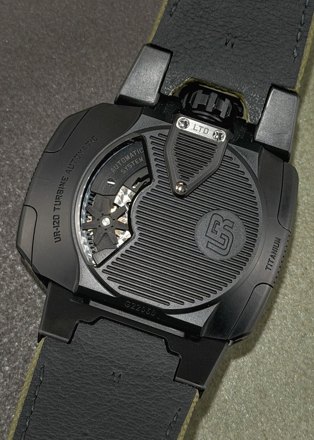 Urwerk UR-120 Space Black DLC Titanium - Serial #G22060 (Pre-Owned)