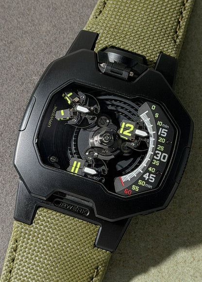 Urwerk UR-120 Space Black DLC Titanium - Serial #G22060 (Pre-Owned)