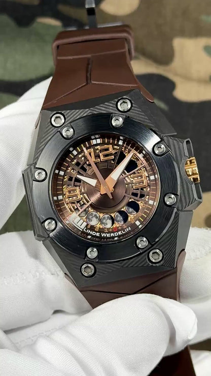 Linde Werdelin Oktopus Moon Carbon Special Edition, with Rubber Strap & Metal Bracelet - Serial #55/59 (Pre-Owned)